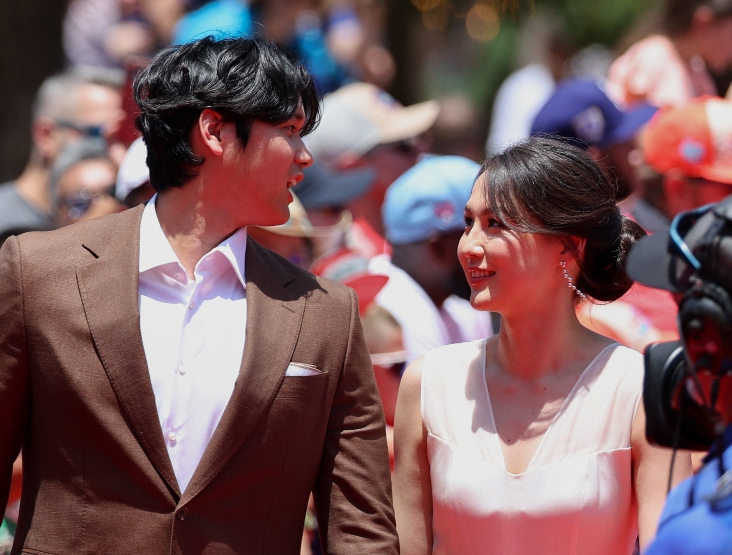 大谷はMVP受賞を家族と一緒に喜んだ。(C)REUTERS／AFLO