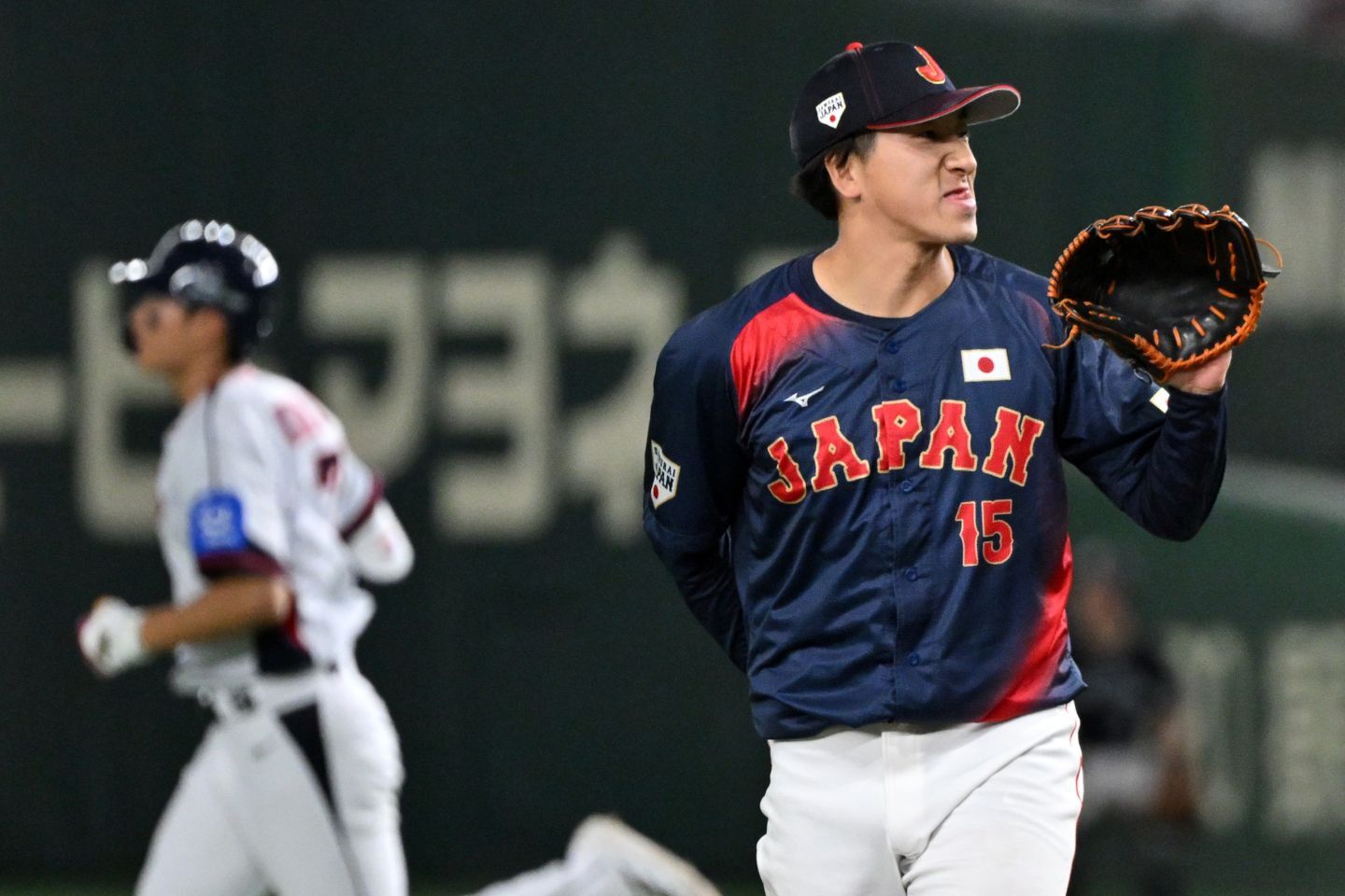 ９回２死から起死回生の同点ホームランを放ったキム・ジュウォン（奥）。(C) Getty Images