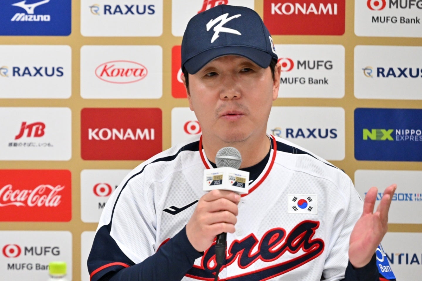 韓国のリュ・ジヒョン監督は日本との強化試合を振り返った。(C) Getty Images