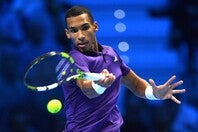 25歳オジェ-アリアシムがシーズン終盤に輝きを取り戻し、キャリアハイの世界５位で今季を終えた。全米、上海、パリと続く戦いで、圧巻の復活劇を披露した。（C）Getty Images