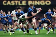 主将を務めたディアンズが突破を図る。終了間際、日本は惜しくもウェールズに逆転を許した。(C) Getty Images