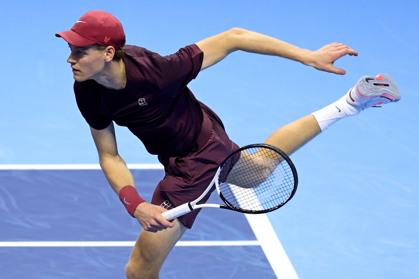 全米OP以降、サービスに様々な改善を加えたシナー。ATPファイナルズでは大会を通じて高いファーストサービスポイント獲得率をマークした。(C)Getty Images