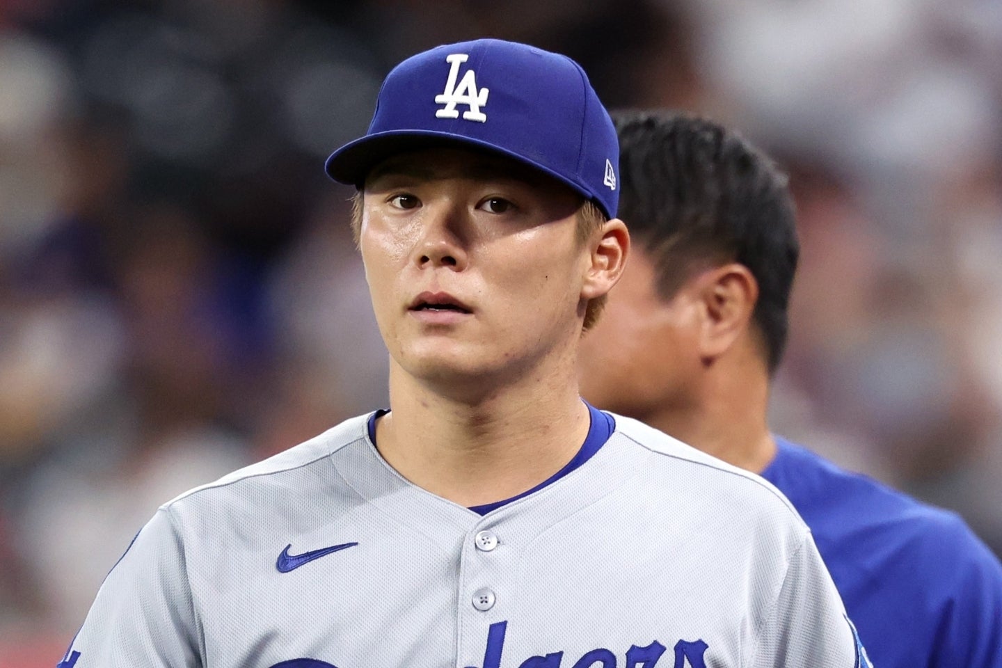 WS第２戦で完投した山本に、佐々木らが試合後に土下座した。(C)Getty Images