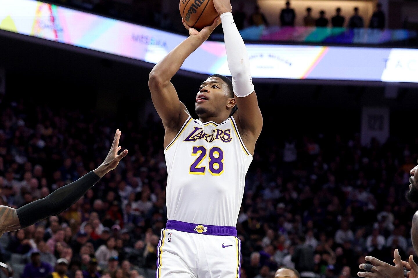 八村は攻守で印象的なプレーを見せた。(C)Getty Images