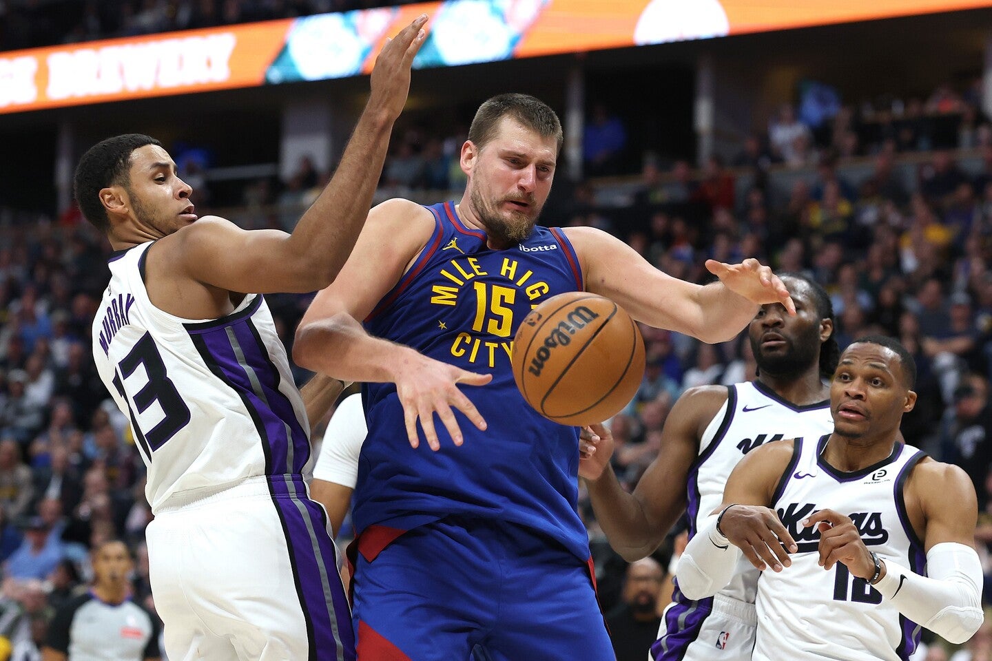 ここまで好成績を残すナゲッツだが、ヨキッチは現状に危機感を募らせた。(C)Getty Images