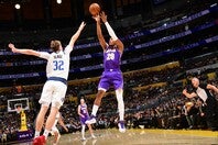 前半の不発から一転、八村は後半に入り高確率でショットを沈めてみせた。(C)Getty Images