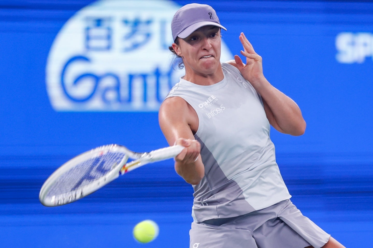 中国OPで同日に５人が棄権する異常事態を目の当たりにしたシフィオンテク。過密日程が選手を追い詰める現状に危機感を募らせ、来季は大会数の見直しに踏み切る姿勢を示した。（C）Getty Images