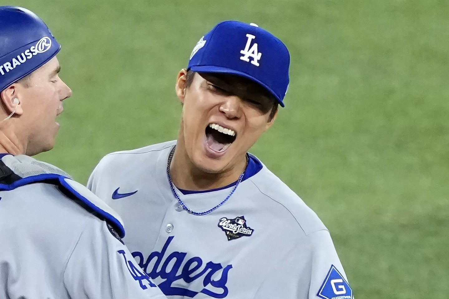 WSでの“中０日登板”が年間最優秀プレー第１位の評価を受けた山本。(C)Getty Images