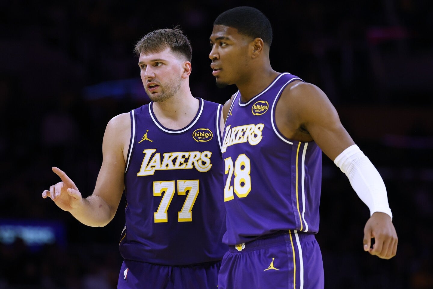 個人＆チームとも好調の理由に、八村はケミストリーを挙げた。(C)Getty Images