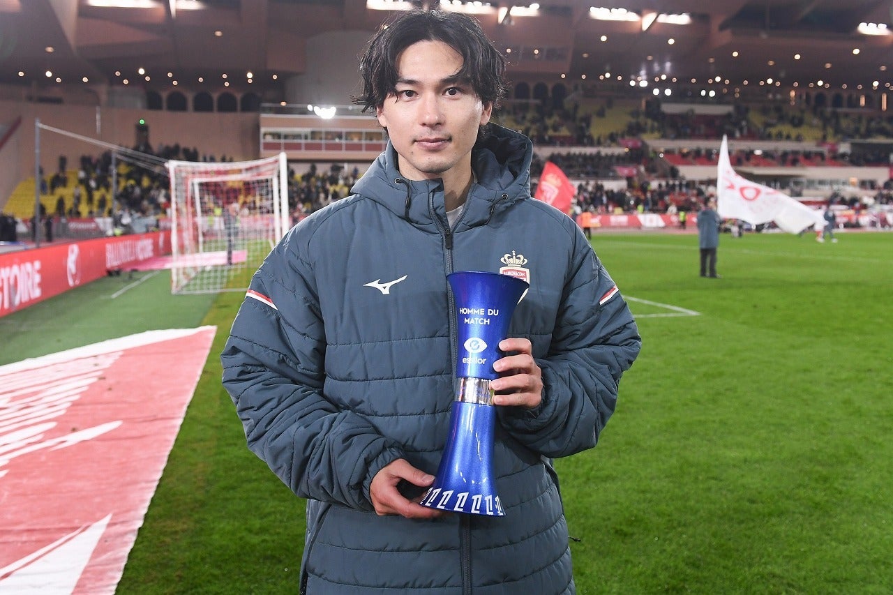 決勝点を挙げてMOMに選出された南野。(C)Getty Images