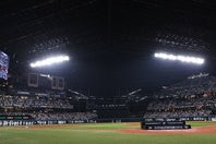 エスコンフィールドで行なわれた日韓OB戦で、観客席を盛り上げた韓国チアが話題だ。写真：永島裕基(THE DIGEST写真部）