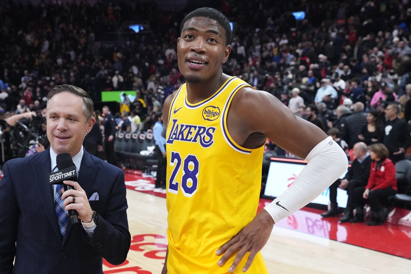 決勝弾を決めた八村をレディックHCが称賛した。(C)Getty Images