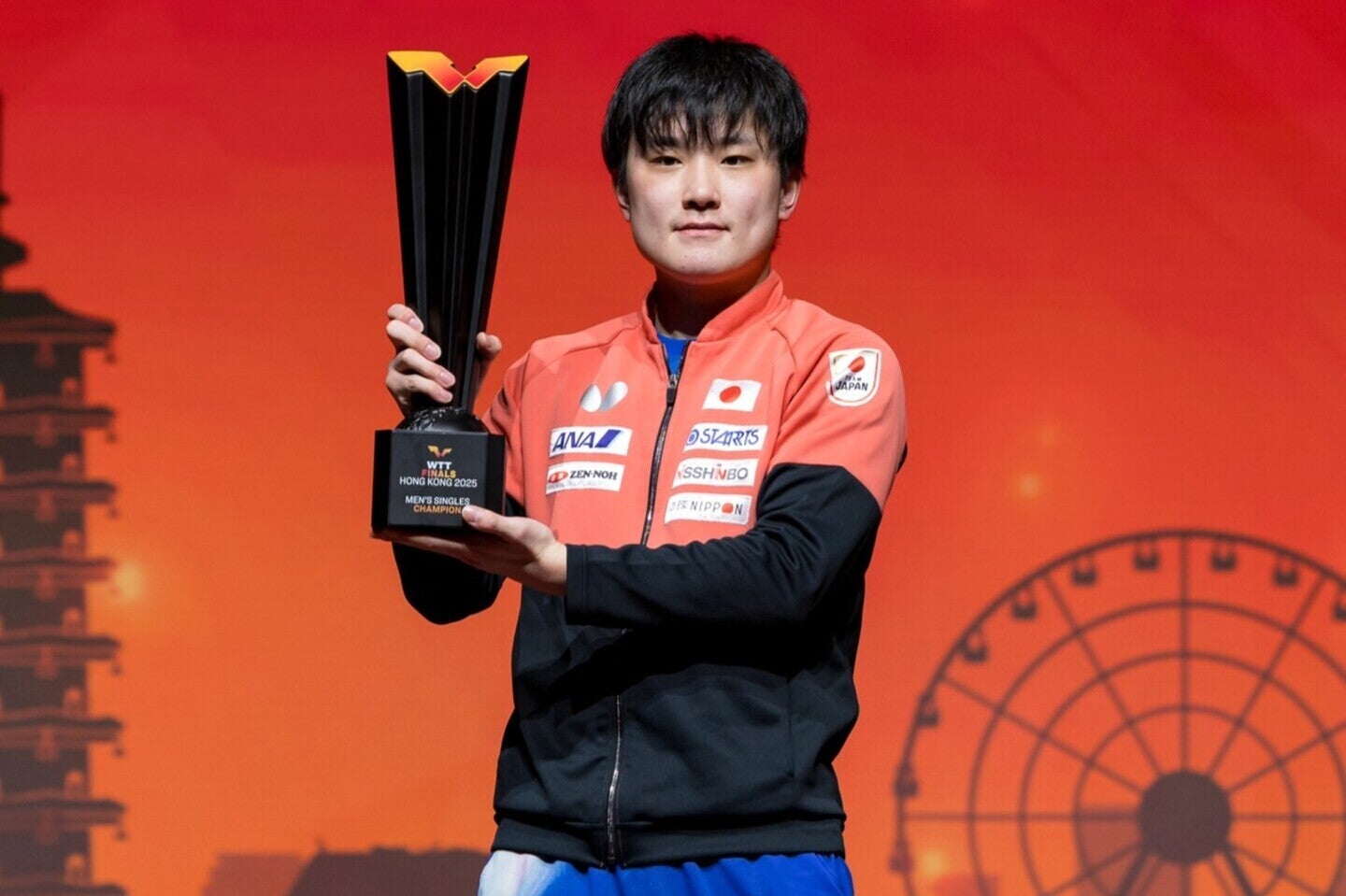 WTT年間王者に輝いた張本。(C)WTT