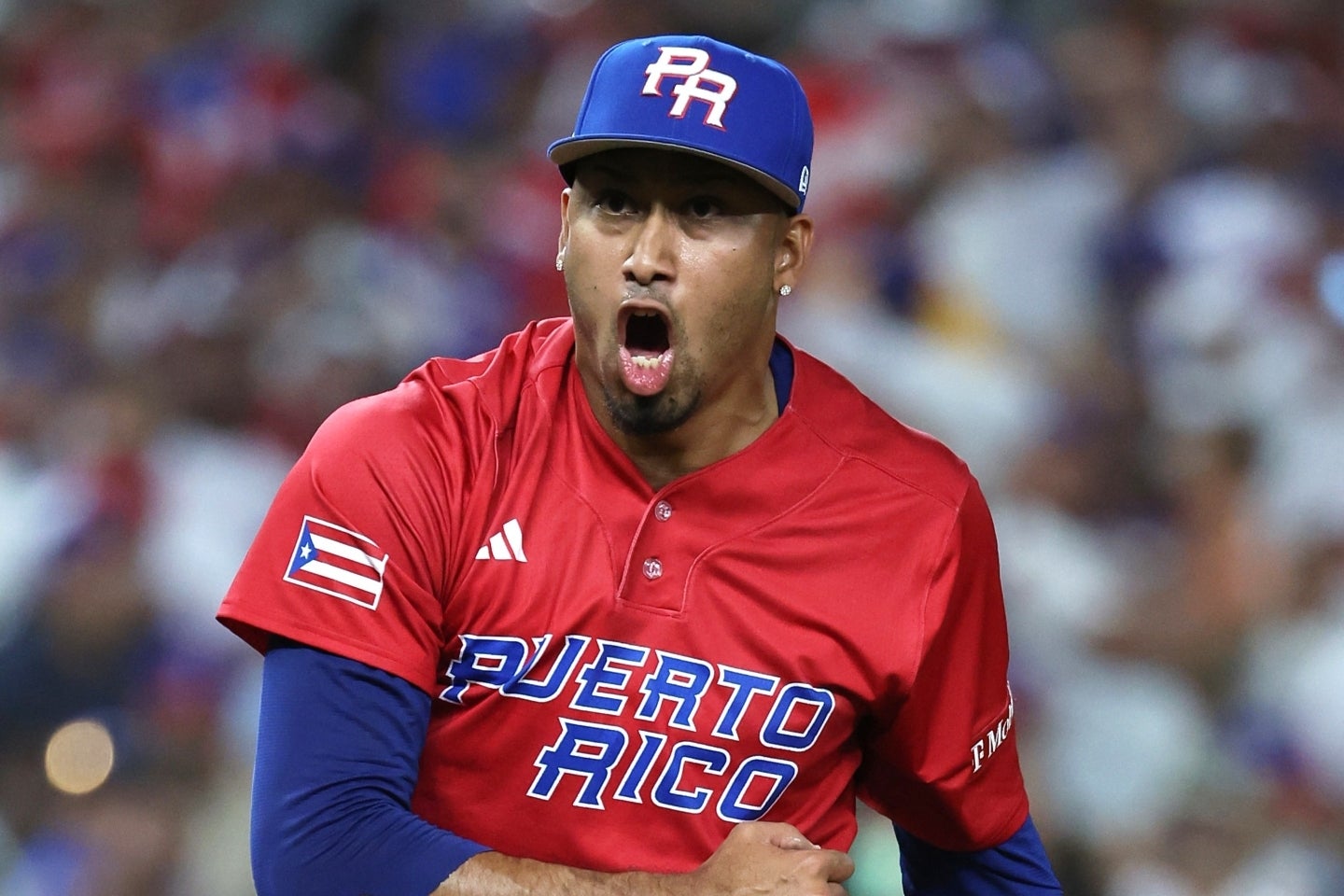 2023年に行なわれたWBC１次ラウンドのドミニカ共和国戦で右膝を負傷したディアス。(C)Getty Images