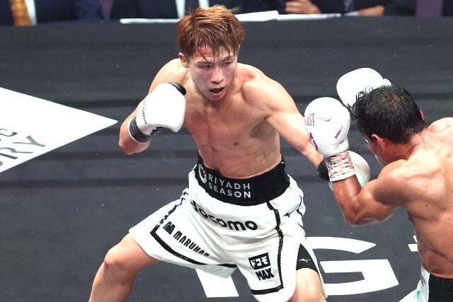 直近のアフマダリエフ戦で判定勝利を飾った井上。一方的な展開に持ち込んだ。写真：滝川敏之