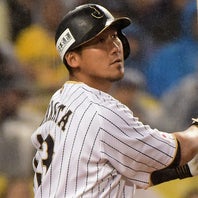 かつてWBCでも活躍した中田。G大阪の企画で大阪桐蔭高時代の同級生と再会した。(C)Getty Images