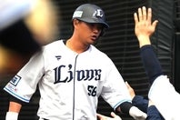 ３球団でプレーした佐藤。西武時代には高い打撃力を評価されて４番を託された時期もあった。(C)THE DIGEST