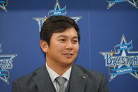 山﨑が来季の守護神争いへ決意を語った。写真：萩原孝弘