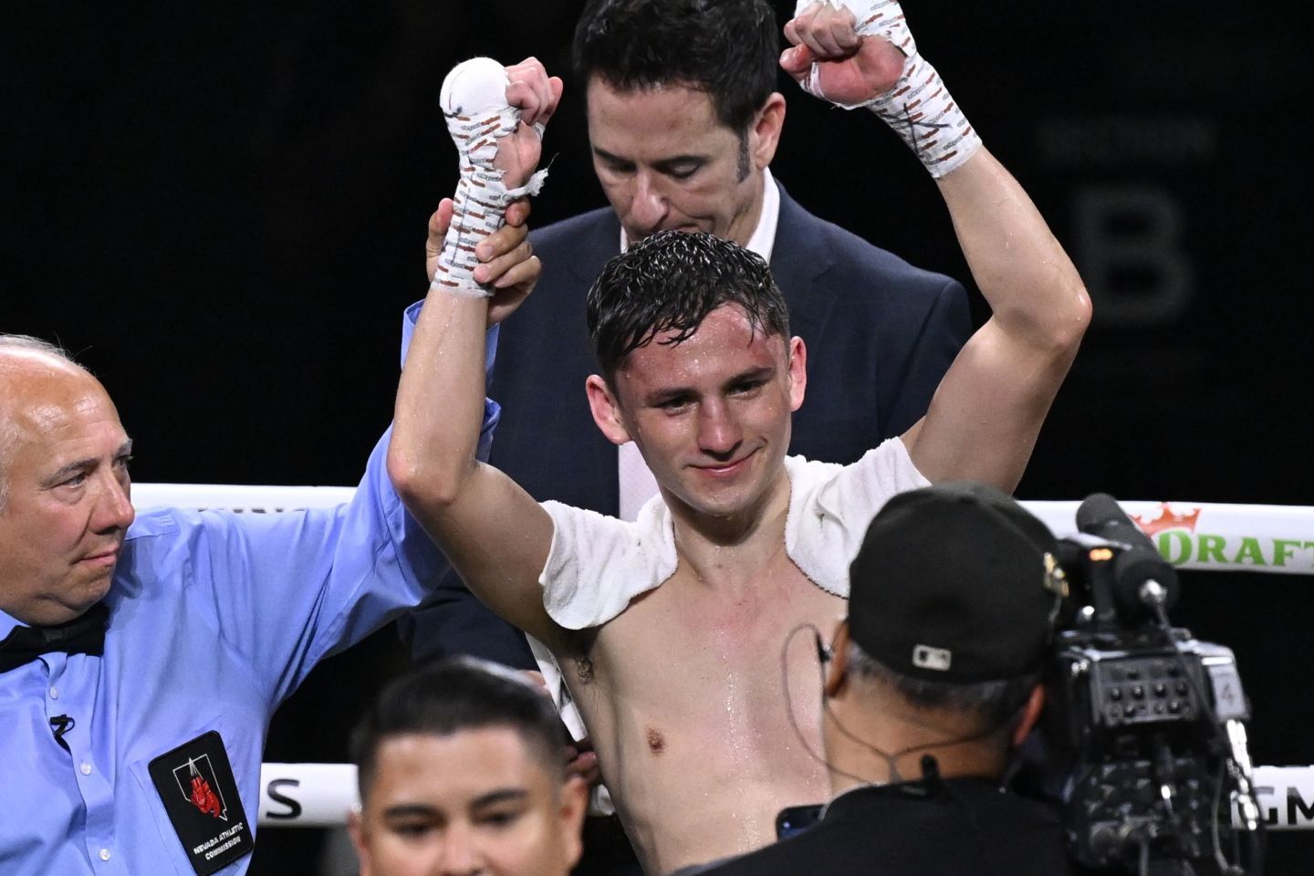 サウジアラビアで井上と対戦するピカソ。(C) Getty Images