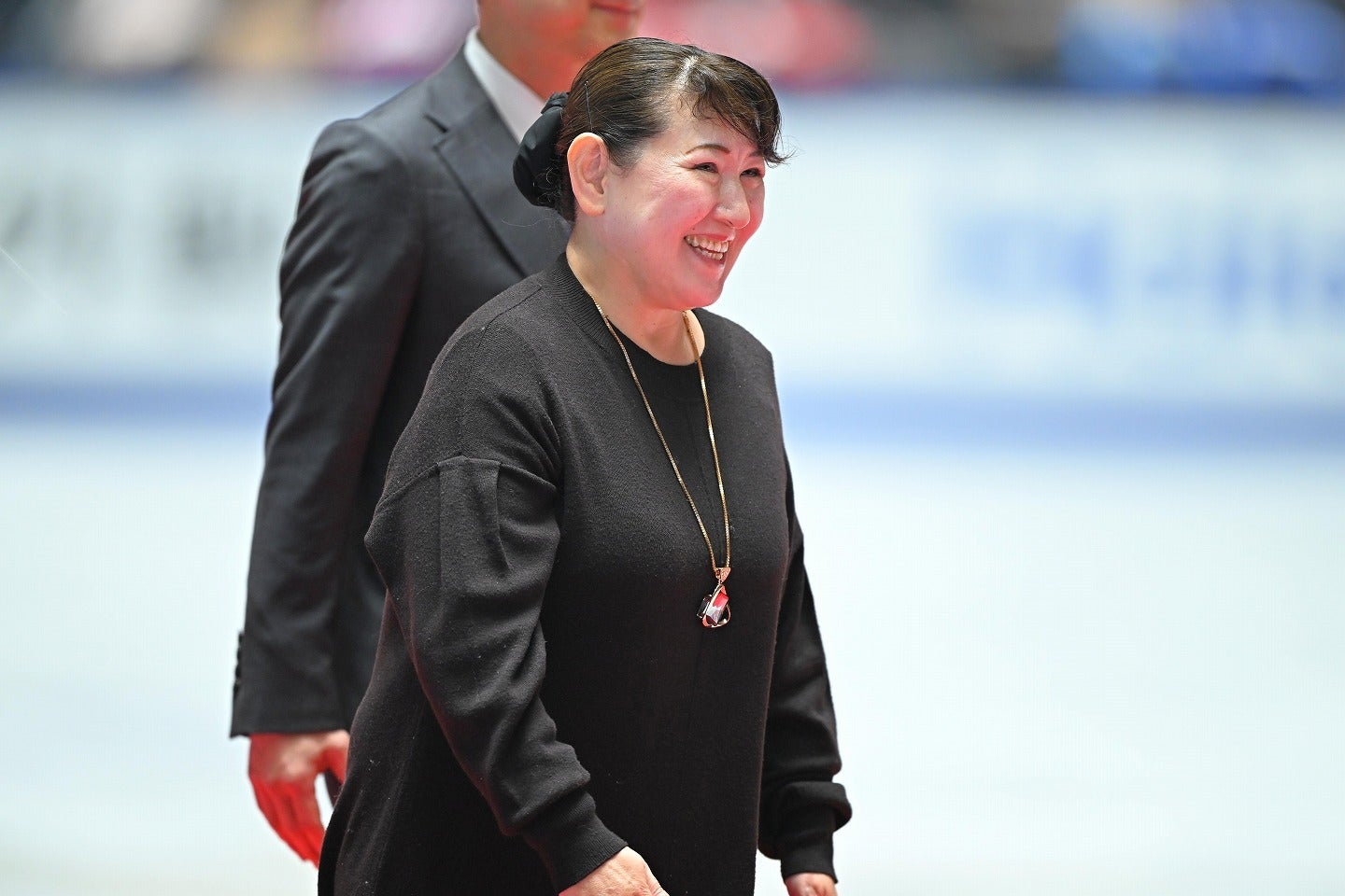 表彰式で３人の健闘を称えた伊藤さん。写真：金子拓弥（THE DIGEST写真部）