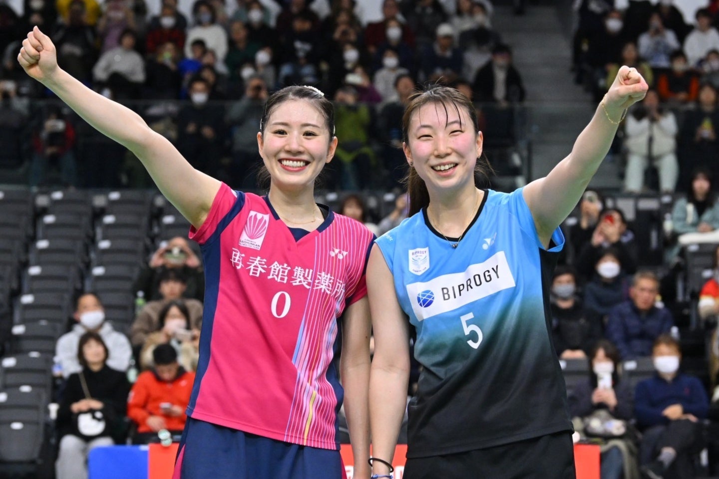 志田（左）と五十嵐（右）のペア“シダガシ”。ベスト４に駒を進めた。写真：鈴木颯太朗