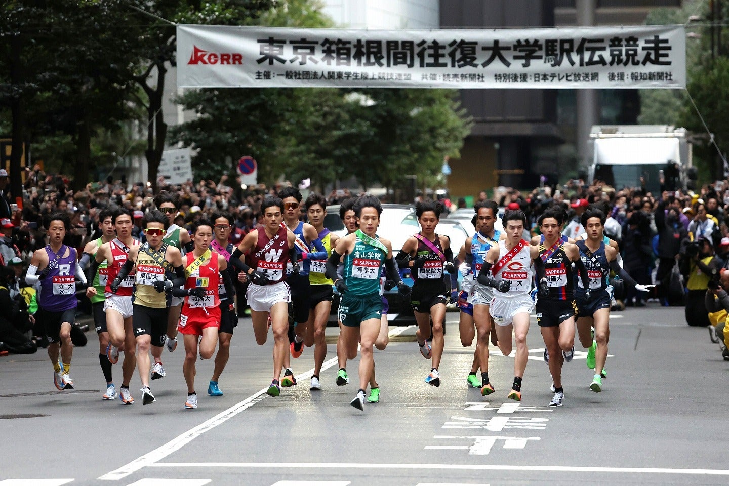 青山学院大が圧巻の速さで箱根駅伝を制した。写真：滝川敏之