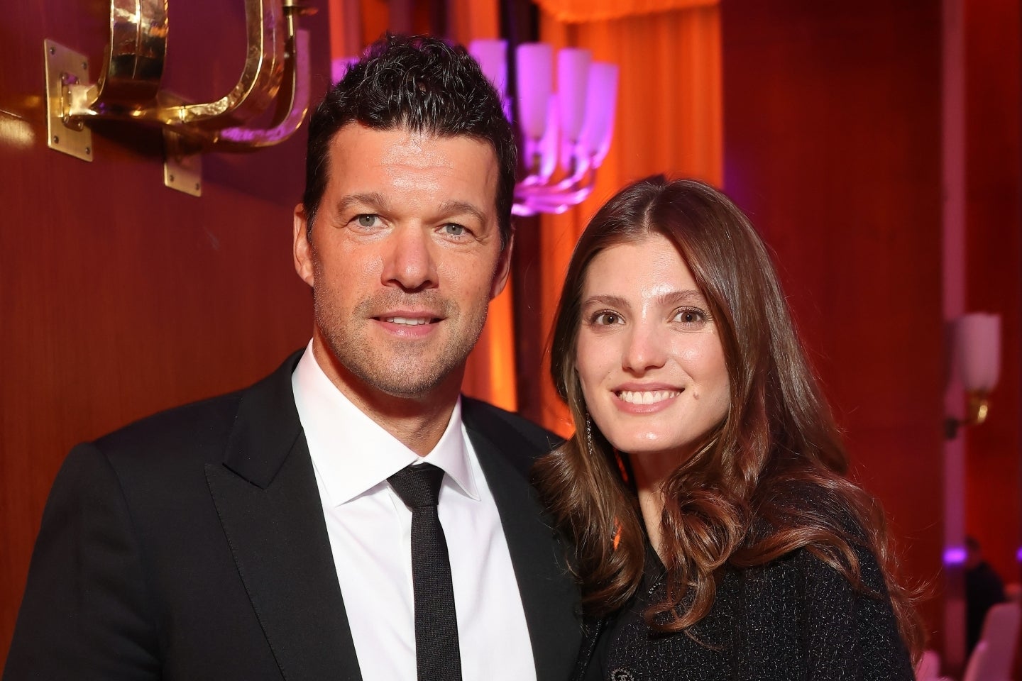 日本観光を楽しんだバラックとパートナーのソフィア・シュナイダーハンさん。(C)Getty Images