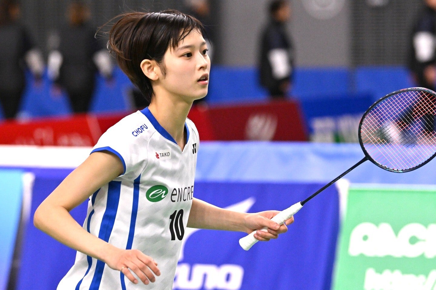 バドミントンの田口。20歳の晴れ着を所属先が公開した。写真：鈴木颯太朗