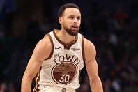 バトラー三世を失った危機的状況のウォリアーズだが、カリーは強気な姿勢を崩していない。(C)Getty Images