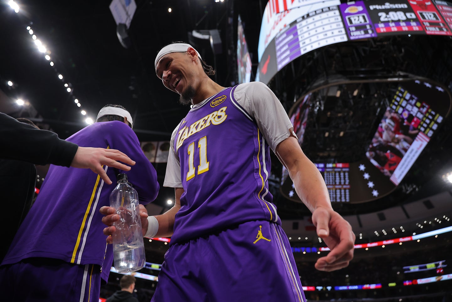 ヘイズの超絶ダンクにレイカーズ同僚がまさかの辛口評価！八村塁も「あまり跳べていなかった」＜DUNKSHOOT＞ | THE DIGEST