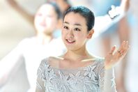 姉・舞さんとの仲良しショットを公開した浅田真央さん。日曜日放送の「徹子の部屋」に揃って出演する。(C)Getty Images