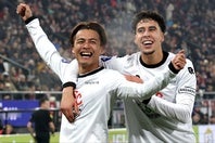 佐野は攻守両面で勝利に貢献。チーム３点目のミドルはお見事だった。(C)Getty Images