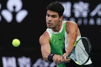 全豪オープンで歴史的偉業を成し遂げたアルカラスがロッテルダム大会を欠場。過酷な戦いを経て、休養を優先する判断を下した。（C）Getty Images