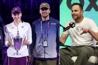 物議を醸したこともあるルバキナとコーチのブコフ氏だが（左写真）、ロディック氏（右）は以前と変化が見られると指摘する。(C)Getty Images