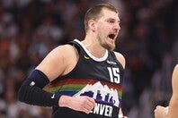 復帰後初のトリプルダブルをマークしたヨキッチ。通算達成数で歴代２位タイに浮上した。(C)Getty Images