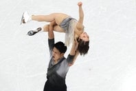 素晴らしい演技で観客を魅了した“りくりゅう”。(C)Getty Images