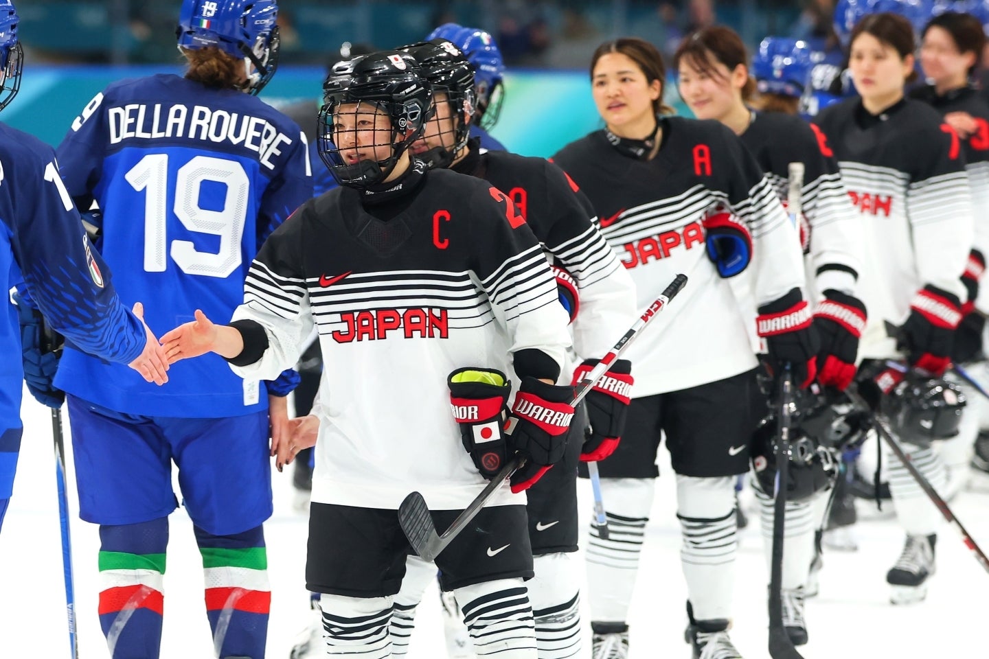 アイスホッケー女子日本代表は10日、１次リーグ突破をかけて３戦全勝のスウェーデンと対戦する。(C)Getty Images