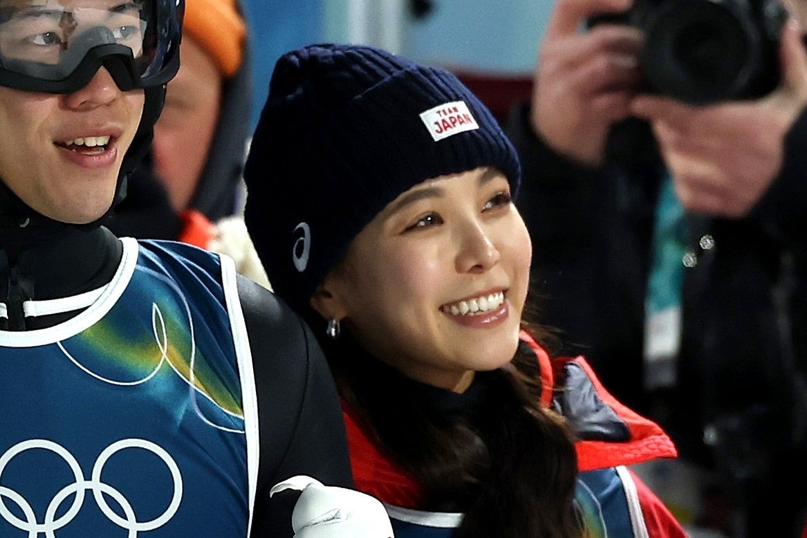 ４年前ともに戦った伊藤と佐藤への気持ちを語った高梨（中央）。(C)Getty Images