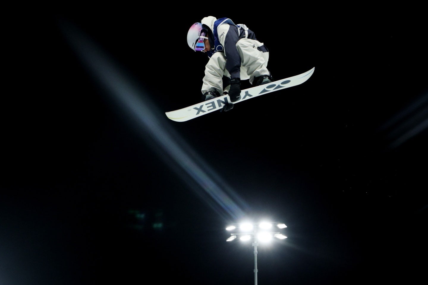 スノーボード男子ハーフパイプで日本企業のボードが目立っていた。(C) Getty Images