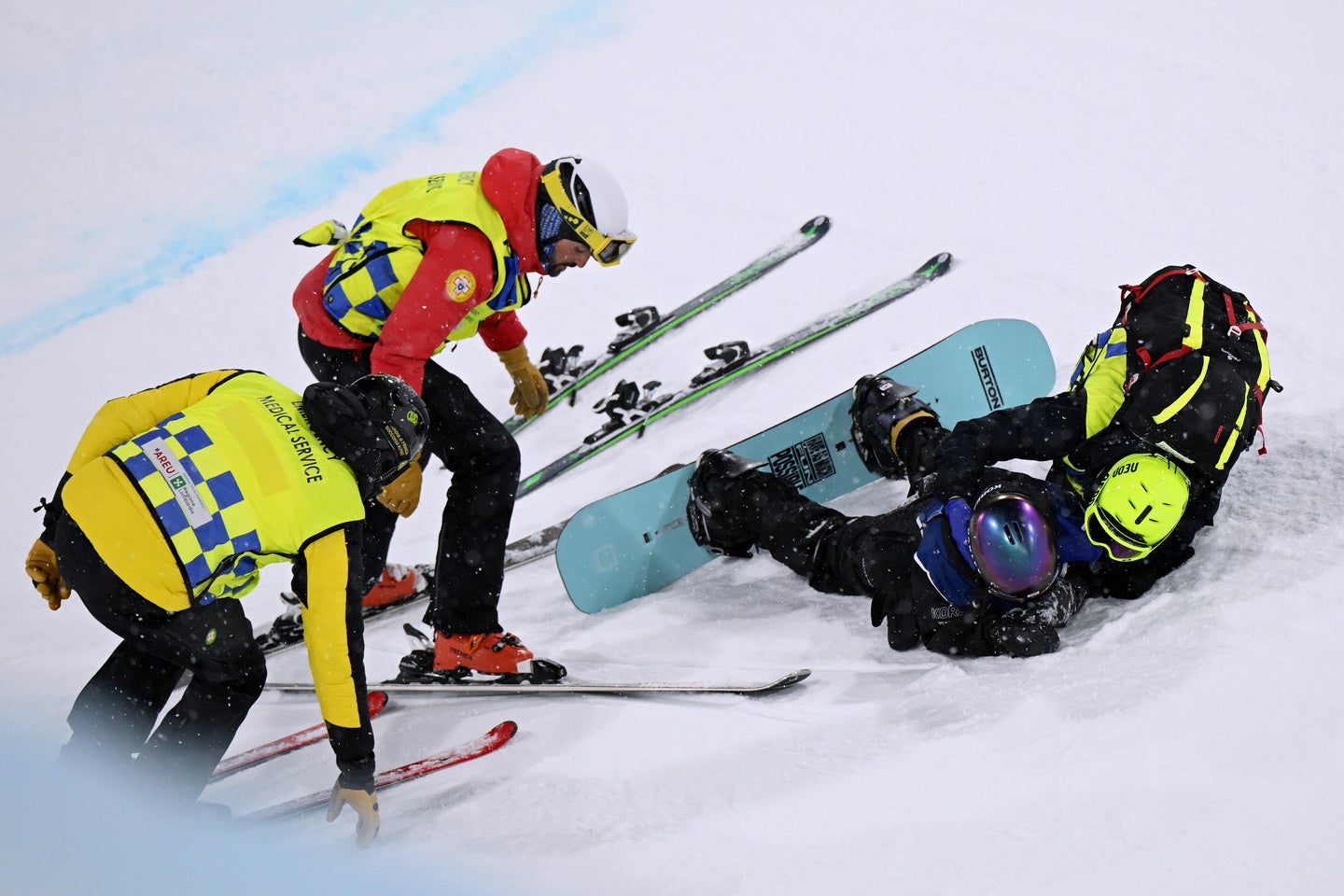 韓国代表のチェ・ガオン。激しく転倒した。(C)Getty Images