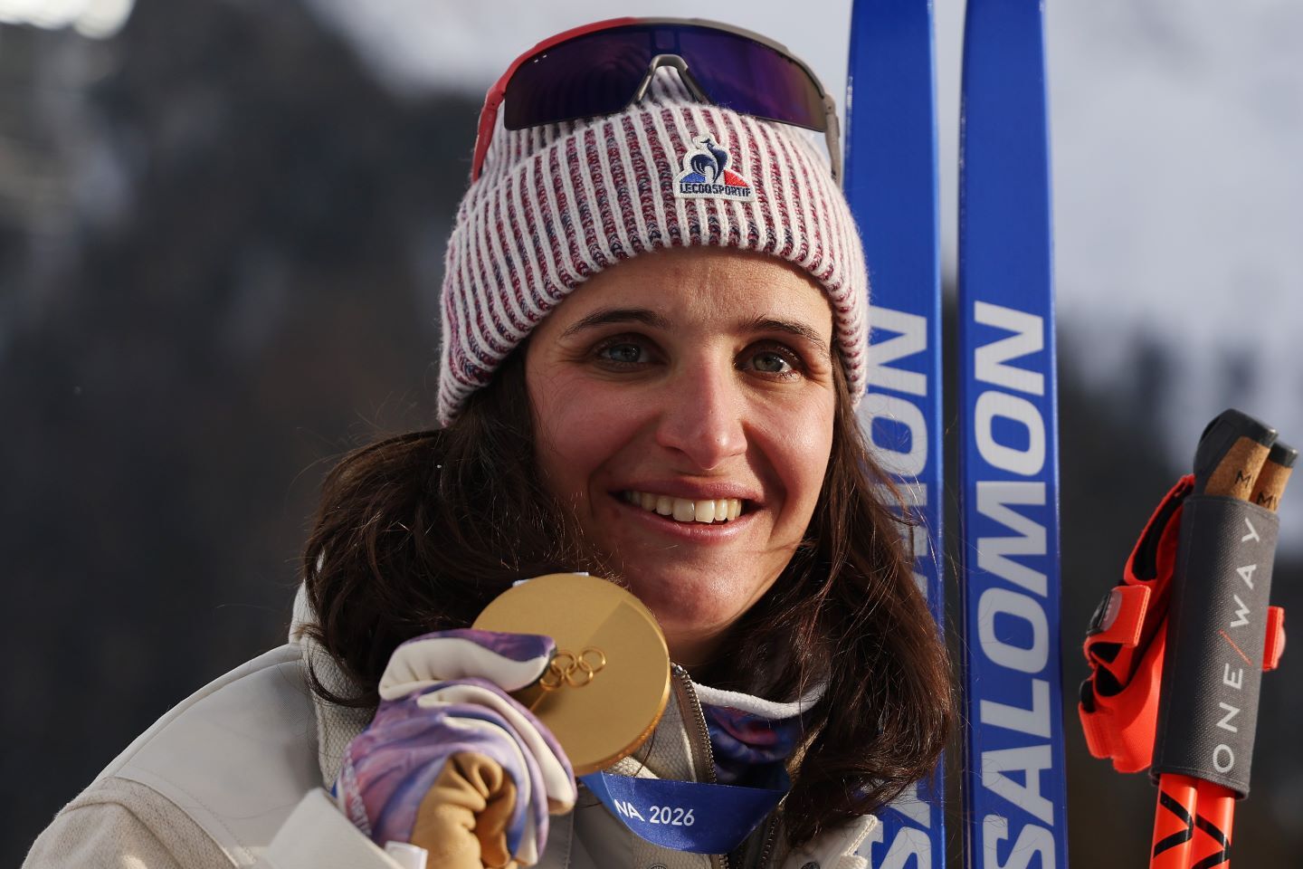 今大会２つ目の金メダルを手にしたシモン。(C)Getty Images