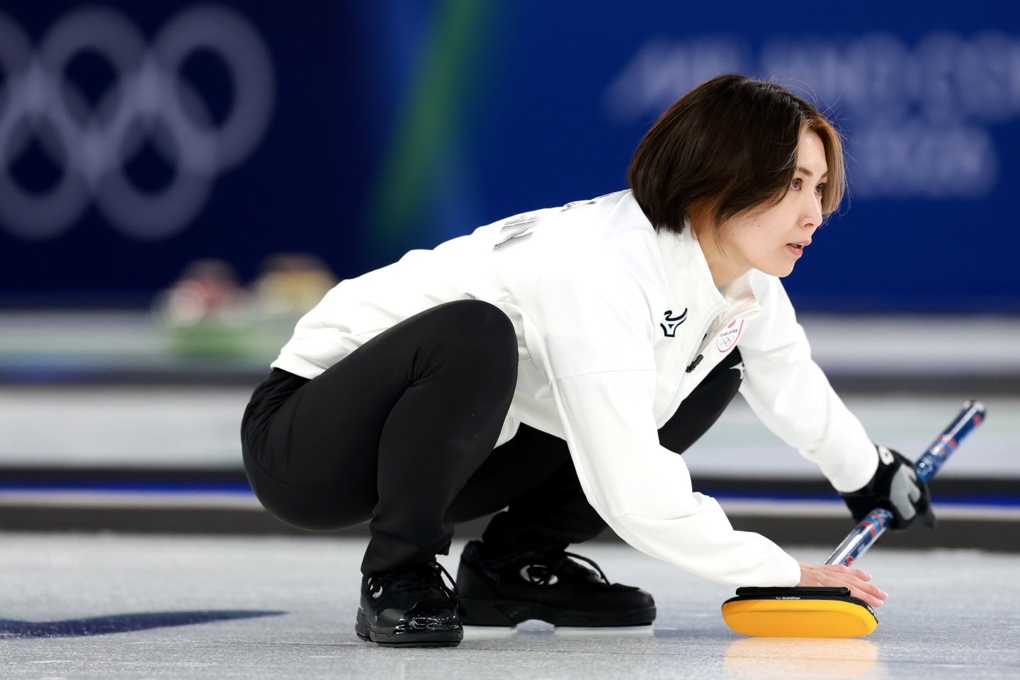 カーリング日本のスキップ吉村。強豪スイスを相手に好ショットで撃破した。(C)Getty Images