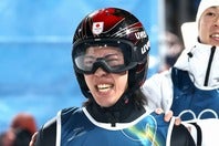 2回目のジャンプに悔しさをにじませた二階堂（中央）。(C)Getty Images