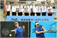 上＝テニス日本リーグ女子、３年連続６度目の優勝を飾った橋本総業ホールディングス。左下＝精神的な強さを身に付けたS2岡村恭香が先勝。右下＝エースの重責を果たした坂詰姫野。写真：滝川敏之