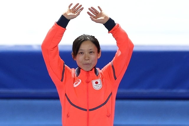 表彰台で喜ぶ髙木。積み上げた五輪の通算メダル数は「９」に達した。(C)Getty Images