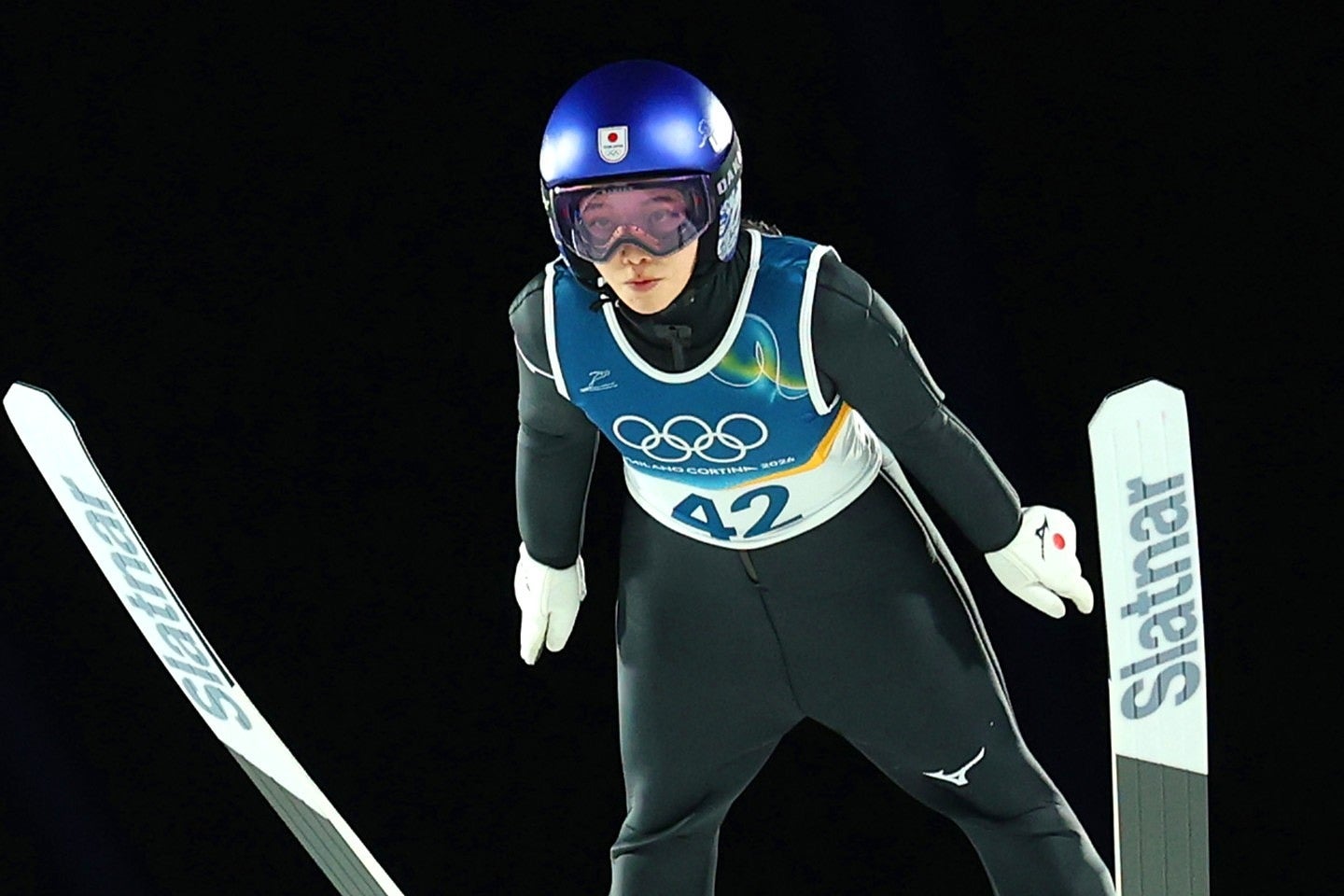 １本目で特に追い風に苦しんだ高梨。(C)Getty Images