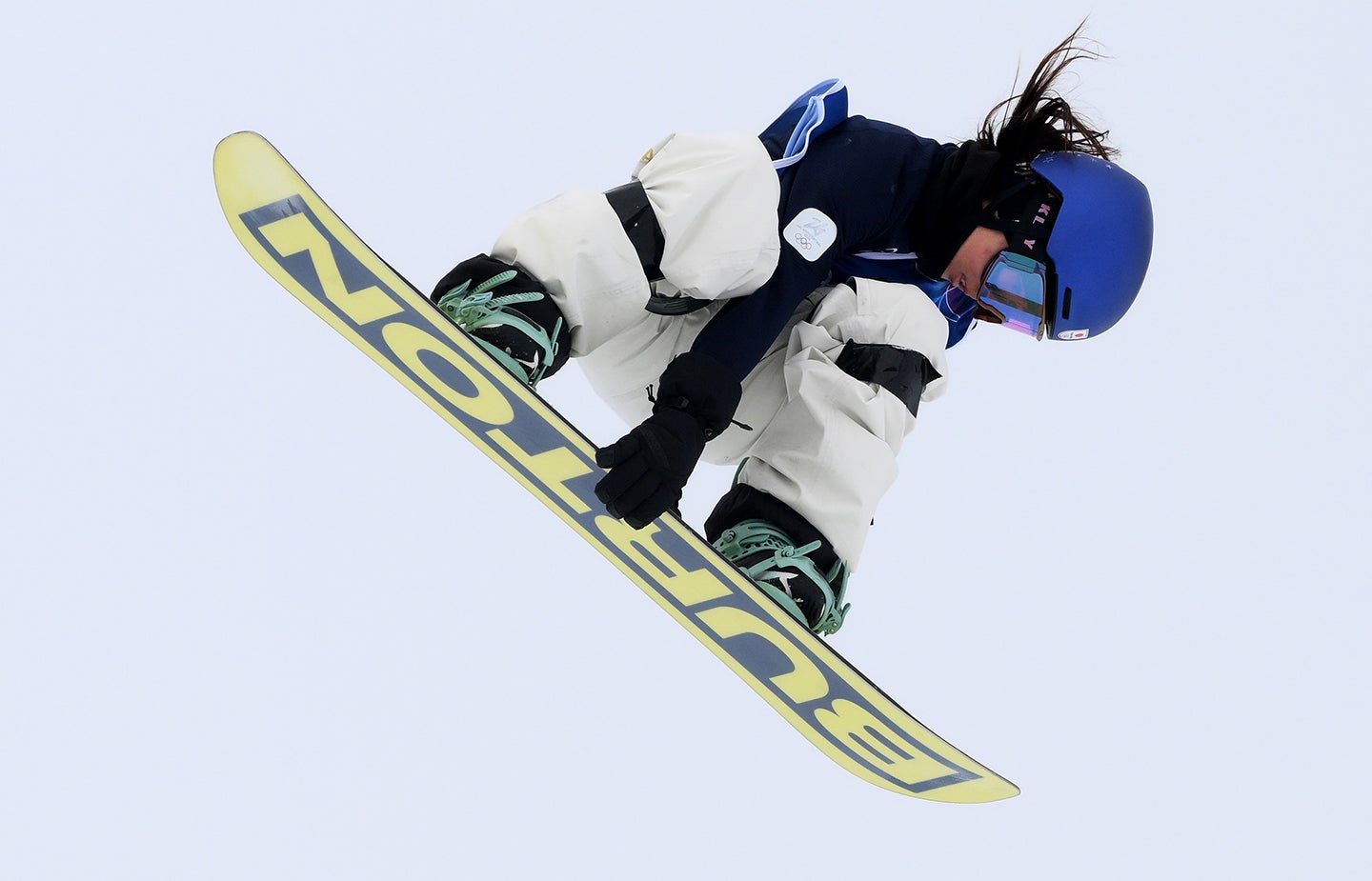 女子スロープスタイル決勝３回目に臨んだ深田。(C)Getty Images