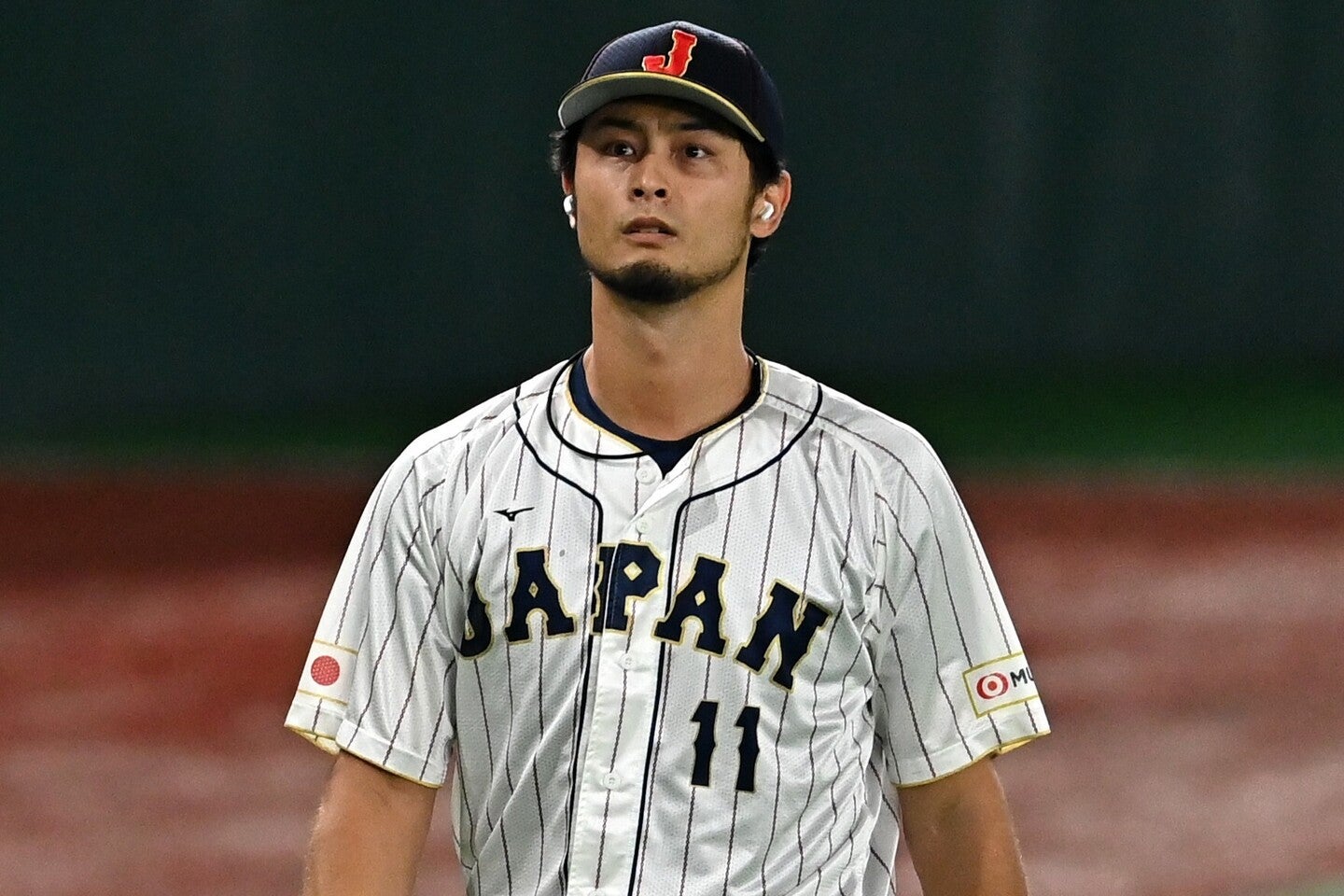 今大会では投げられないながらも、アドバイザーとして代表参加のダルビッシュ。投手陣のメンターとして大きな役割を果たしている。(C)Getty Images