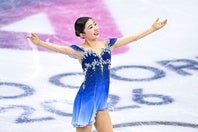 FS後、観客の声援に応える千葉。(C)Getty Images