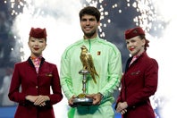 今季12連勝でカタールOP初優勝を飾ったアルカラス。故障明けのフィスを6-2、6-1と寄せ付けなかった。(C)Getty Images